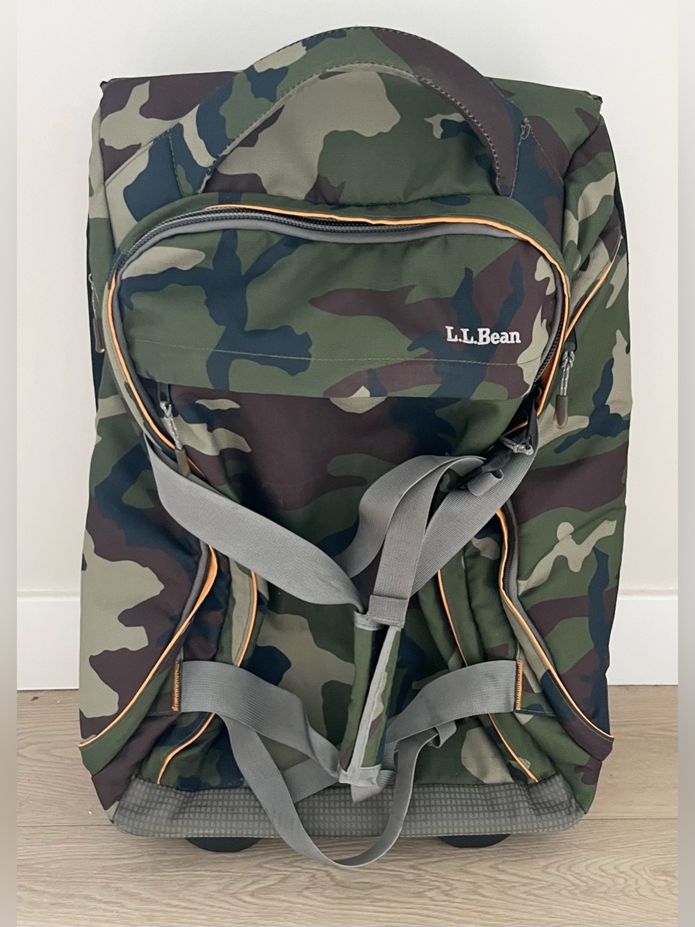 LL Bean Adventure Rolling Duffle Bag Medium 24" Camouflage Green Orange Carry On